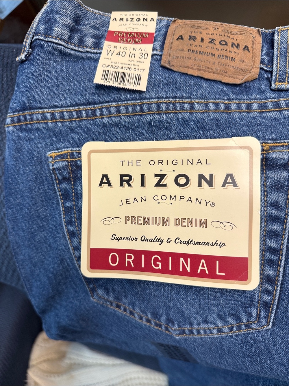 Arizona Jean Company Men's Medium Blue Denim Jeans For Men 40x30 NWT